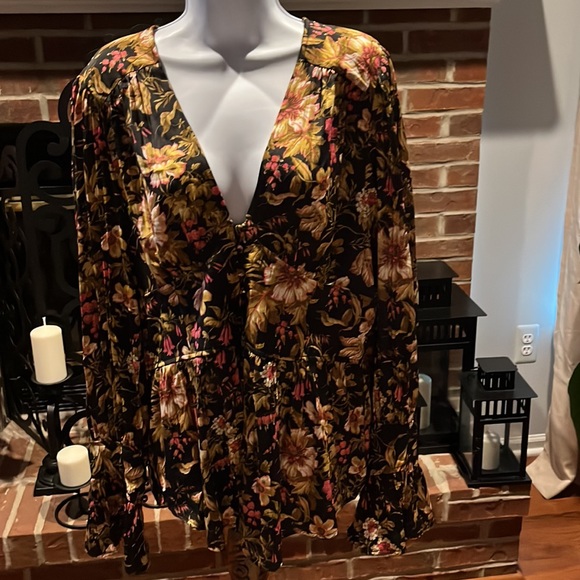 Anthropologie Tops - 🔥NWT By Anthropologie Deep V Tunic Blouse Size:XL Color:Multiple Brown, Black